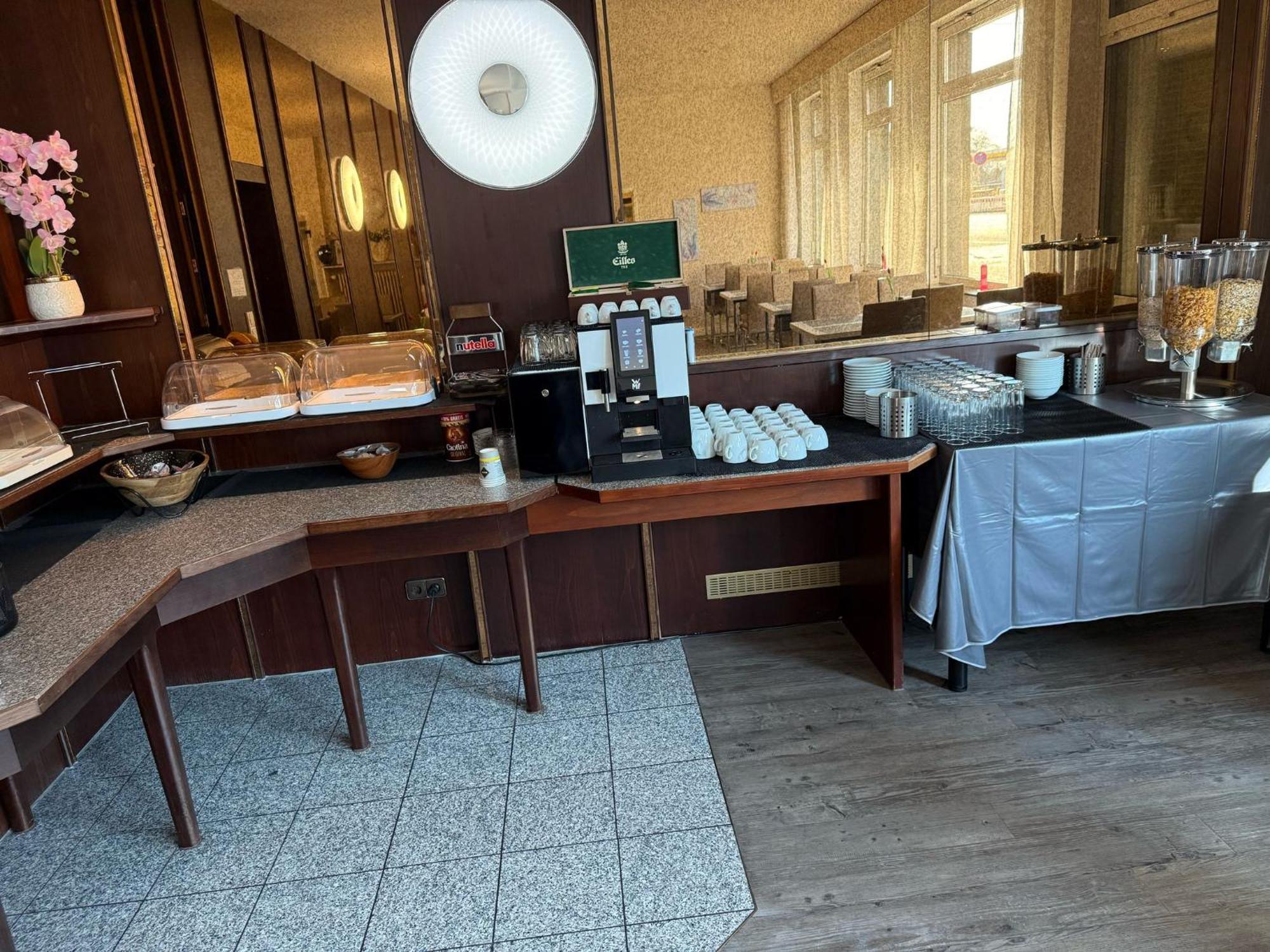 Hotel Erlenstegen Нюрнберг Екстериор снимка